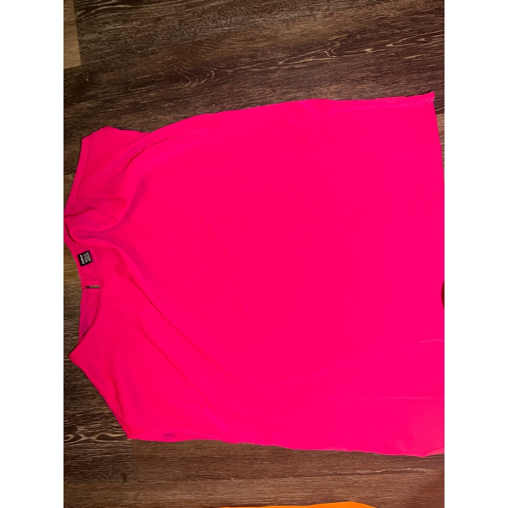 SHEIN Hotβ Pink Sleeveless Round Neck Keyhole Back Blouse Top Size Large